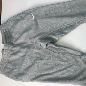 Nike joggers cuffed small